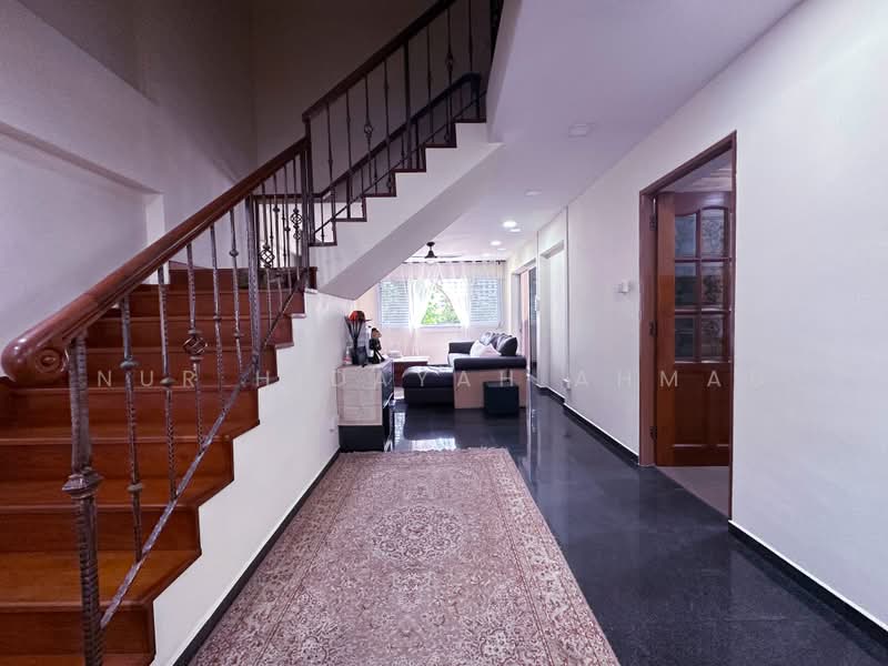 894 Tampines Street 81, 894 Tampines Street 81, 4 Bedrooms, 1,572 sqft, HDB Flat For Sale, by Nur Hidayah Ahmad, 500196116 - Living Room - PropertyGuru.com.sg