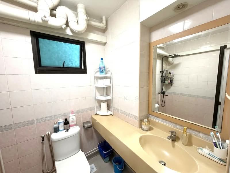 360B ADMIRALTY DRIVE, ADMIRALTY DRIVE, 3 Bedrooms, 1,023 sqft, HDB Flat For Sale, by Joe Ng, 500196117 - Bathroom - PropertyGuru.com.sg