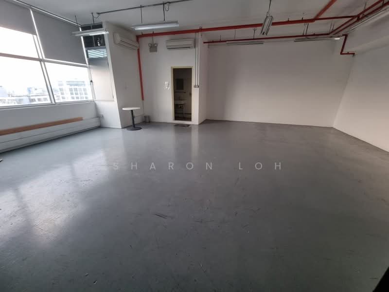 Wcega Tower, 21 Bukit Batok Crescent, 969 sqft, Light Industrial (B1) For Rent, by Ssharon Loh, 500196118 - CommercialGuru.com.sg