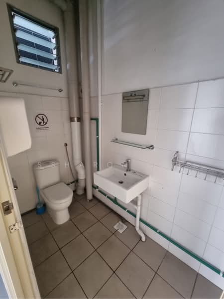 Wcega Tower, 21 Bukit Batok Crescent, 969 sqft, Light Industrial (B1) For Rent, by Ssharon Loh, 500196118 - CommercialGuru.com.sg