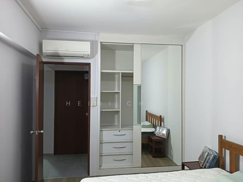 210 New Upper Changi Road, 210 New Upper Changi Road, Room Rental, 120 sqft, HDB Flat For Rent, by Heidi Chow, 500196125 - Bedroom - PropertyGuru.com.sg