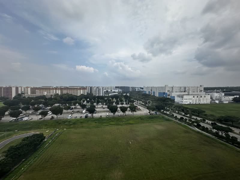 Stellar @ Tampines, 12 Tampines North Drive 4, 850 sqft, Factory / Workshop (B2) For Rent, by MJ Zhuo, 500196126 - Exterior - CommercialGuru.com.sg