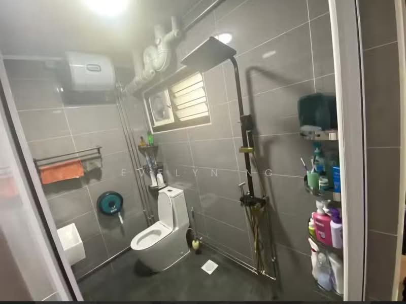 413 Yishun Ring Road, 413 Yishun Ring Road, Room Rental, 15 sqft, HDB Flat For Rent, by Evelyn Ng, 500196130 - Bathroom - PropertyGuru.com.sg