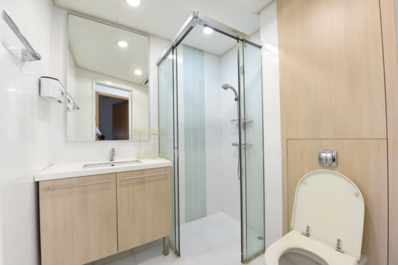 The Sail @ Marina Bay, 6 Marina Boulevard, 4 Bedrooms, 2,200 sqft, Condominium For Rent, by Bryan Chiew, 500196131 - Bathroom - PropertyGuru.com.sg