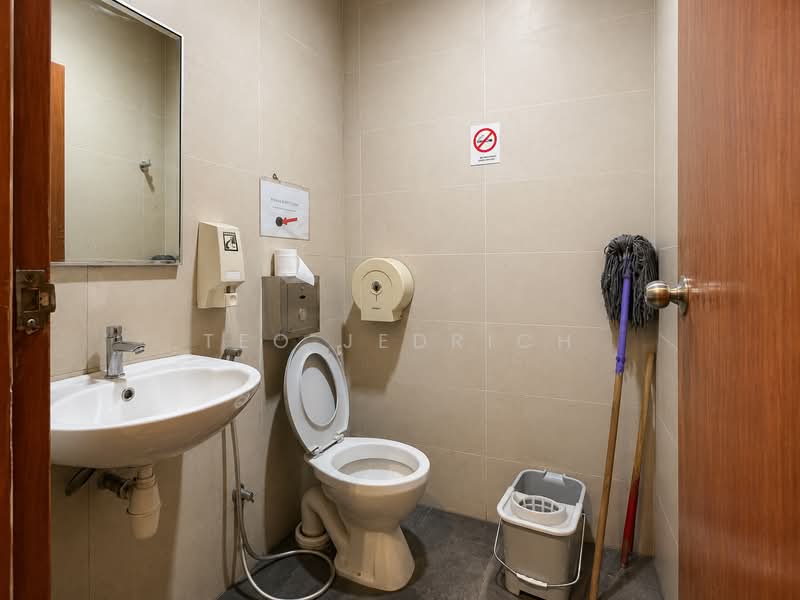 ibis budget Singapore Imperial, 28 Penhas Rd, Farrer Park / Serangoon Rd, 912 sqft, Food & Beverage For Rent, by Teo Jedrich, 500196134 - Bathroom - CommercialGuru.com.sg