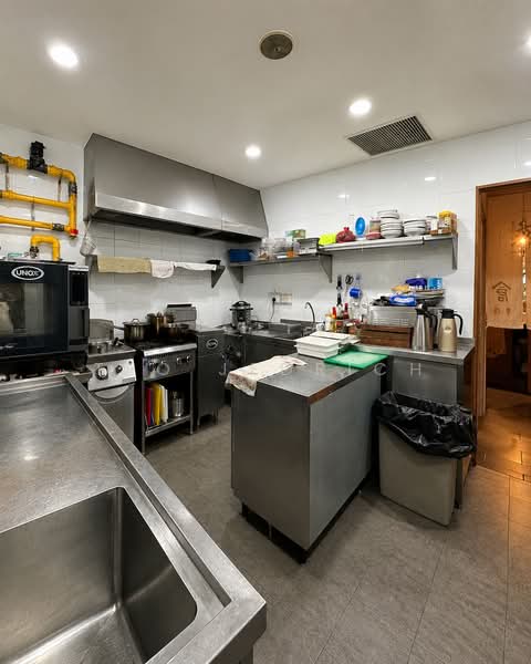 ibis budget Singapore Imperial, 28 Penhas Rd, Farrer Park / Serangoon Rd, 912 sqft, Food & Beverage For Rent, by Teo Jedrich, 500196134 - Kitchen - CommercialGuru.com.sg