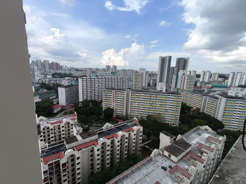 62 Lorong 4 Toa Payoh, 62 Lorong 4 Toa Payoh, Balestier / Toa Payoh, Room Rental, 200 sqft, HDB Flat For Rent, by Alan Huy, 500196137 - Exterior - PropertyGuru.com.sg