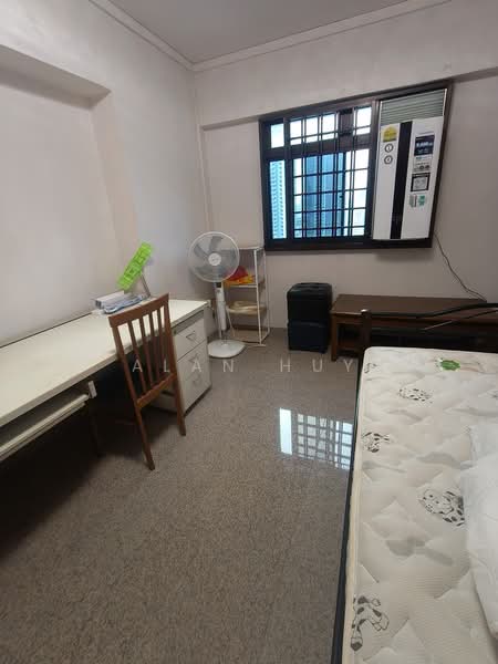 62 Lorong 4 Toa Payoh, 62 Lorong 4 Toa Payoh, Balestier / Toa Payoh, Room Rental, 200 sqft, HDB Flat For Rent, by Alan Huy, 500196137 - Bedroom - PropertyGuru.com.sg