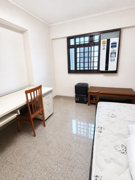 62 Lorong 4 Toa Payoh, 62 Lorong 4 Toa Payoh, Balestier / Toa Payoh, Room Rental, 200 sqft, HDB Flat For Rent, by Alan Huy, 500196137 - Bedroom - PropertyGuru.com.sg