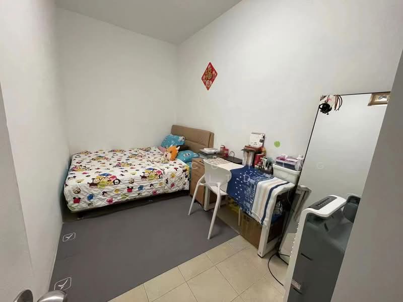 Orchard Towers, 1 Claymore Drive, Room Rental, 100 sqft, Condominium For Rent, by ling, 500196141 - Bedroom - PropertyGuru.com.sg