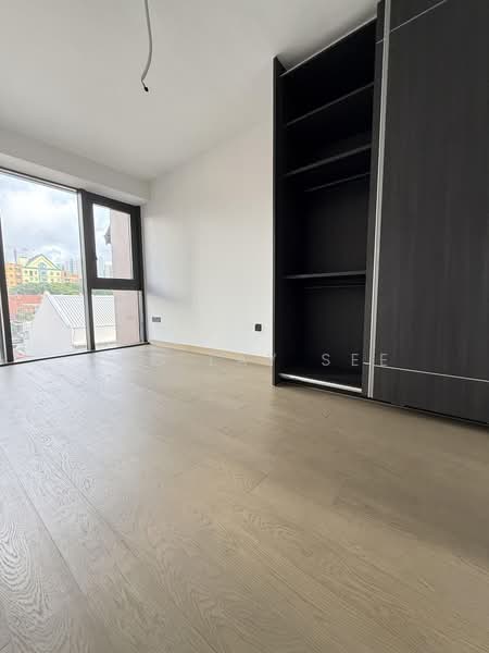 Gems Ville, 8 Lorong 13 Geylang, 3 Bedrooms, 1,216 sqft, Condominium For Sale, by Ang Lay See, 500196142 - Bedroom - PropertyGuru.com.sg