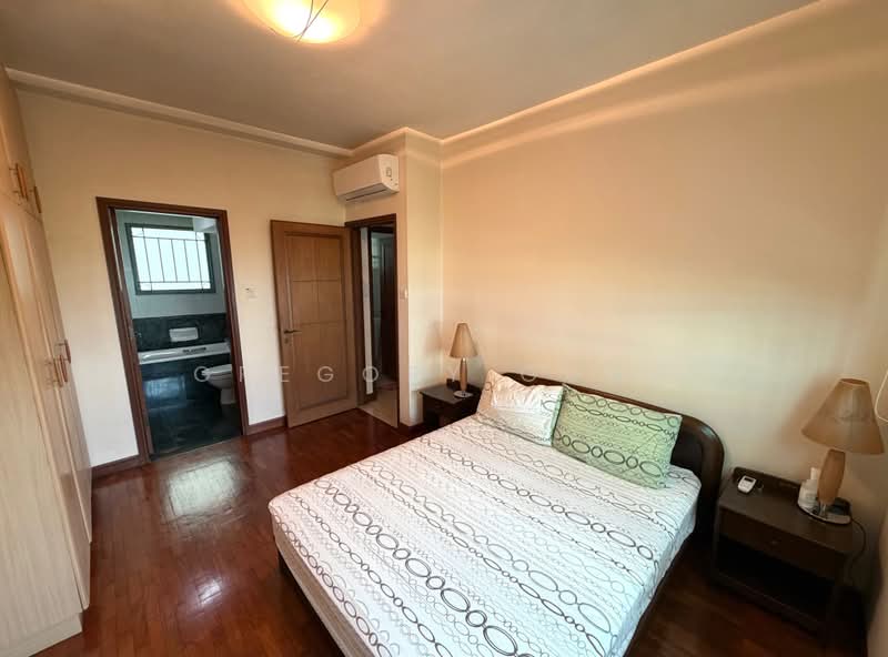 Palm Gardens, 2A Hong San Walk, 2 Bedrooms, 958 sqft, Condominium For Sale, by Gregory Gung, 500196144 - Bedroom - PropertyGuru.com.sg