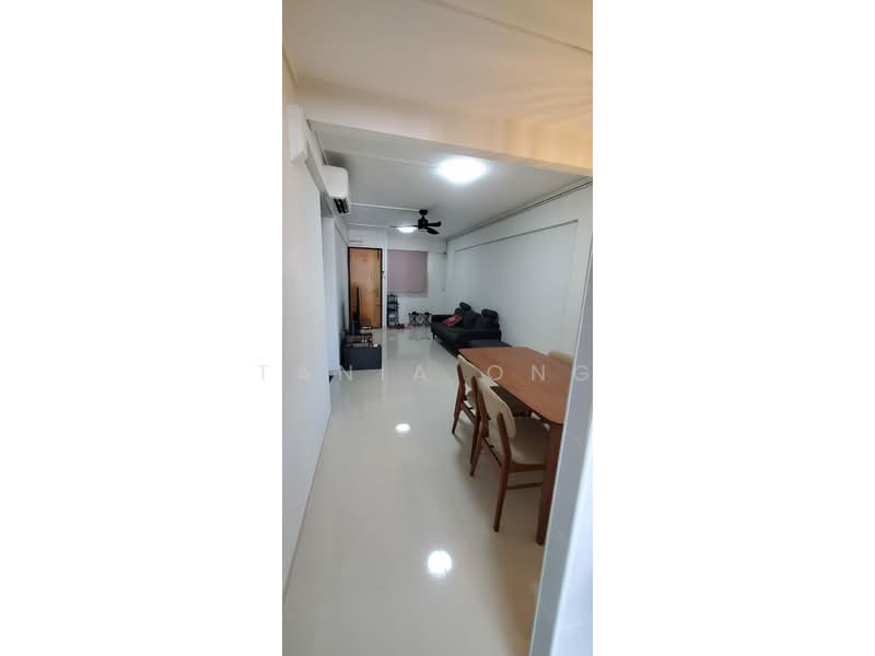 42 Chai Chee Street, 42 Chai Chee Street, 2 Bedrooms, 721 sqft, HDB Flat For Rent, by Tania Ong, 500196148 - Living Room - PropertyGuru.com.sg