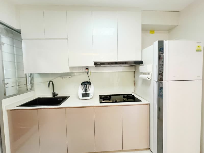 228A Punggol Field, 228A Punggol Field, 3 Bedrooms, 1,001 sqft, HDB Flat For Sale, by Lewis Ho, 500196152 - Kitchen - PropertyGuru.com.sg