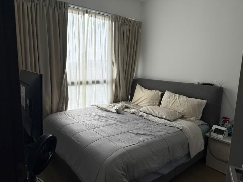 Clavon, Clementi Avenue 1, 2 Bedrooms, 764 sqft, Condominium For Rent, by Jun Kang, 500196154 - Bedroom - PropertyGuru.com.sg