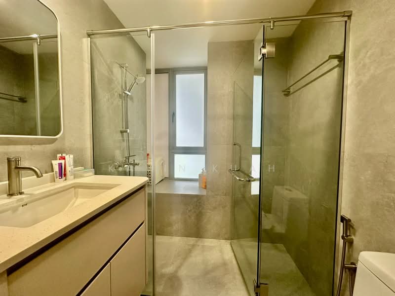 De Royale, 31 Jalan Rama Rama, 2 Bedrooms, 1,055 sqft, Condominium For Sale, by Kavin Kuah, 500196157 - Bathroom - PropertyGuru.com.sg