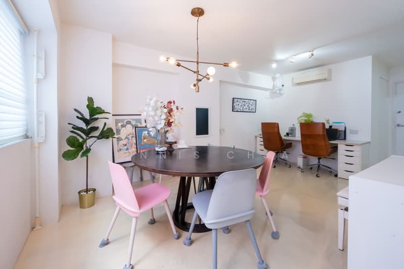 447 Bright Hill Drive, 447 Bright Hill Drive, 3 Bedrooms, 1,345 sqft, HDB Flat For Sale, by Dennis Chia, 500196168 - Dining - PropertyGuru.com.sg