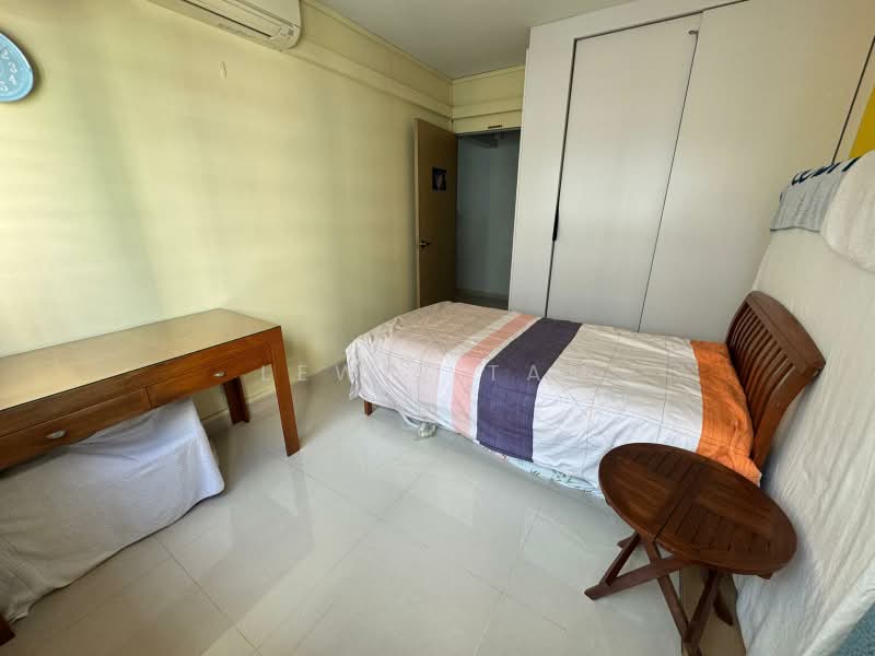 839 Yishun Street 81, 839 Yishun Street 81, 3 Bedrooms, 1,108 sqft, HDB Flat For Rent, by Lewis Tam, 500196171 - Bedroom - PropertyGuru.com.sg