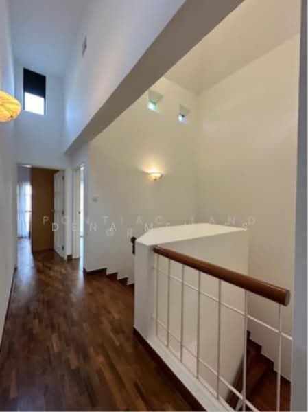Brentwood Villas, Lloyd Road Singapore, 3 Bedrooms, 2,242 sqft, Town House For Rent, by Dena Mendes, 500196174 - Interior - PropertyGuru.com.sg