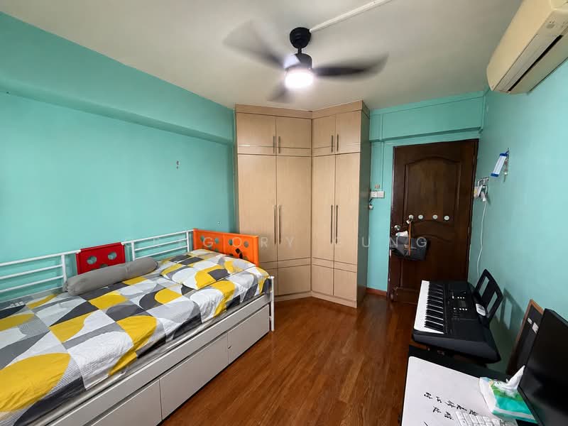 899B Woodlands Drive 50, 899B Woodlands Drive 50, 2 Bedrooms, 1,324 sqft, HDB Flat For Sale, by Gregory Gung, 500196182 - Bedroom - PropertyGuru.com.sg