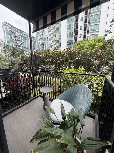 Jervois Mansion, 14 Jervois Close, Tanglin / Holland / Bukit Timah, 4 Bedrooms, 1,303 sqft, Condominium For Rent, by Rowena Teo, 500196186 - Master bedroom balcony - PropertyGuru.com.sg