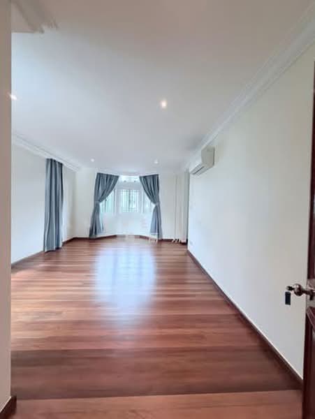 Holland Green, Holland Green, 5 Bedrooms, 4,500 sqft, Detached House For Sale, by Anthea Yeo 杨丽娇, 500196193 - Living Room - PropertyGuru.com.sg