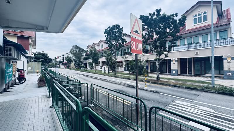 Siglap Drive, Siglap Drive, East Coast / Marine Parade, 1,880 sqft, Shop / Shophouse For Rent, by Elle Cheong, 500196196 - Exterior - CommercialGuru.com.sg