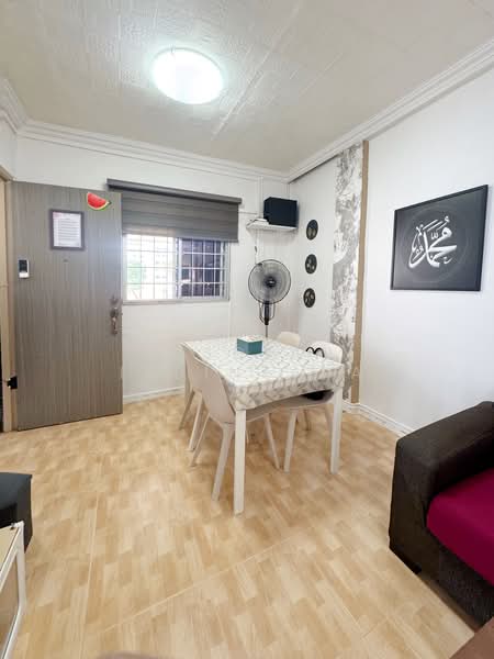 632 Bedok Reservoir Road, 632 Bedok Reservoir Road, 2 Bedrooms, 721 sqft, HDB Flat For Sale, by Risdian Isbintara, 500196197 - Dining Room - PropertyGuru.com.sg