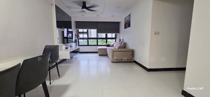 264A Punggol Way, 264A Punggol Way, 3 Bedrooms, 990 sqft, HDB Flat For Rent, by Paedric Chiang, 500196207 - Living Room - PropertyGuru.com.sg