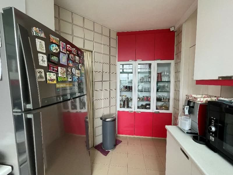 Jaya Tower, 431 Bukit Timah Road, 3 Bedrooms, 2,142 sqft, Apartment For Rent, by Maureen Tan, 500196214 - Kitchen - PropertyGuru.com.sg