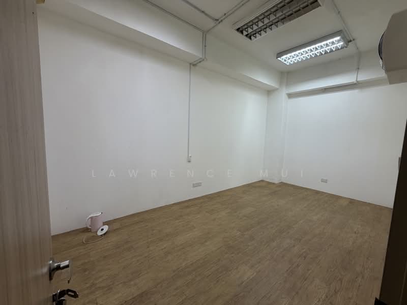 Mactaggart Building, 42 MacTaggart Road, 280 sqft, Light Industrial (B1) For Rent, by Lawrence Mui, 500196224 - Interior - CommercialGuru.com.sg