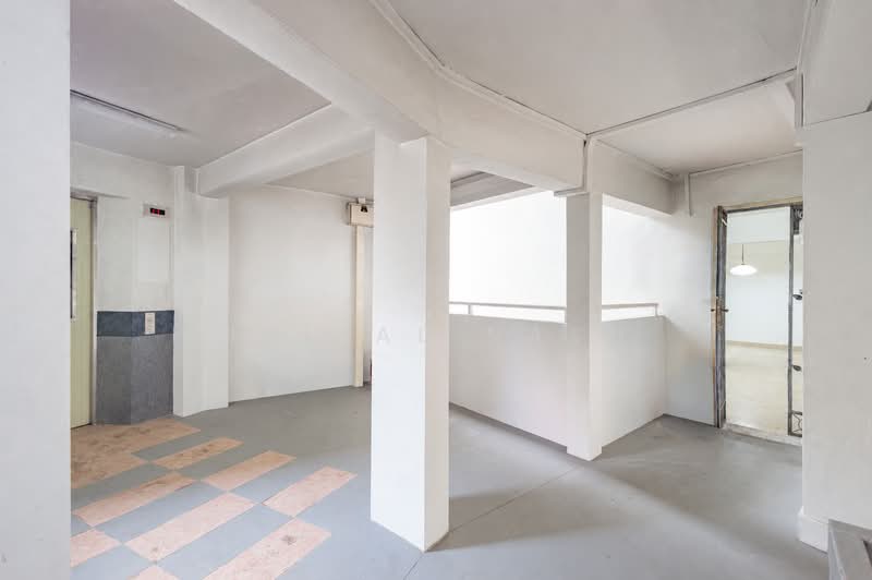 551 Jurong West Street 42, 551 Jurong West Street 42, 3 Bedrooms, 1,485 sqft, HDB Flat For Sale, by Haikal Nash, 500196230 - Entrance - PropertyGuru.com.sg