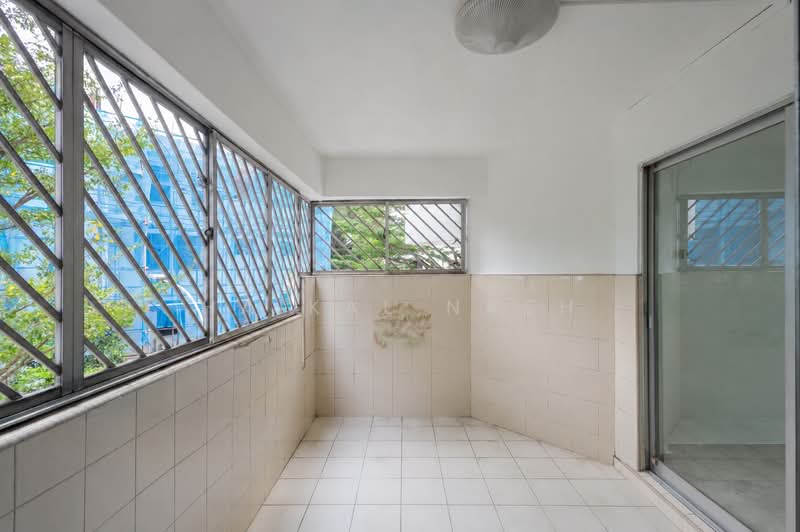 551 Jurong West Street 42, 551 Jurong West Street 42, 3 Bedrooms, 1,485 sqft, HDB Flat For Sale, by Haikal Nash, 500196230 - Balcony - PropertyGuru.com.sg
