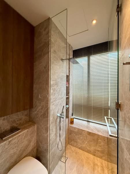 Leedon Residence, 6 Leedon Heights, 4 Bedrooms, 3,746 sqft, Condominium For Sale, by Lynn Er, 500196237 - Bathroom - PropertyGuru.com.sg