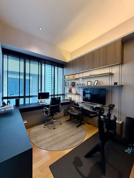 Leedon Residence, 6 Leedon Heights, 4 Bedrooms, 3,746 sqft, Condominium For Sale, by Lynn Er, 500196237 - Study - PropertyGuru.com.sg