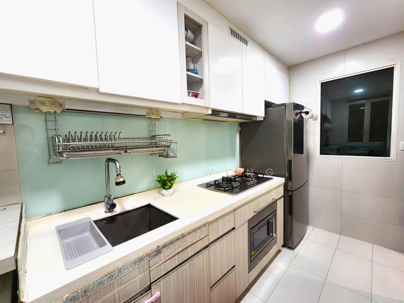 1 Canberra, 7 Canberra Drive, 3 Bedrooms, 1,324 sqft, Executive Condominium For Sale, by Eric Wong, 500196239 - Kitchen - PropertyGuru.com.sg