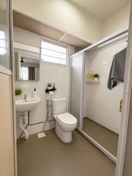 288C Compassvale Crescent, 288C Compassvale Crescent, 3 Bedrooms, 1,001 sqft, HDB Flat For Sale, by Asyraaf TCR, 500196249 - Bathroom - PropertyGuru.com.sg