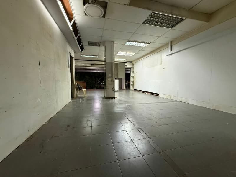 166 Bukit Batok West Ave 8, 166 Bukit Batok West Ave 8, 422 sqft, Shop / Shophouse For Rent, by Allan Zheng 鄭黎, 500196253 - Interior - CommercialGuru.com.sg