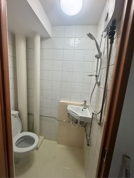 Woodsvale, 1 Woodlands Drive 72, 1 Bedroom, , Condominium For Rent, by Eva Lim, 500196258 - PropertyGuru.com.sg