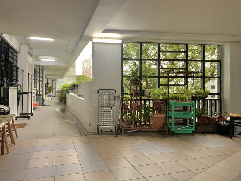 Urgent! Marine Parade MRT Katong 3 Room HDB Parkway Parade i12 iMall East Coast Park, , 3 Bedrooms, 700 sqft, HDB Flat For Sale, by CD Sung, 500196262 - Exterior - PropertyGuru.com.sg