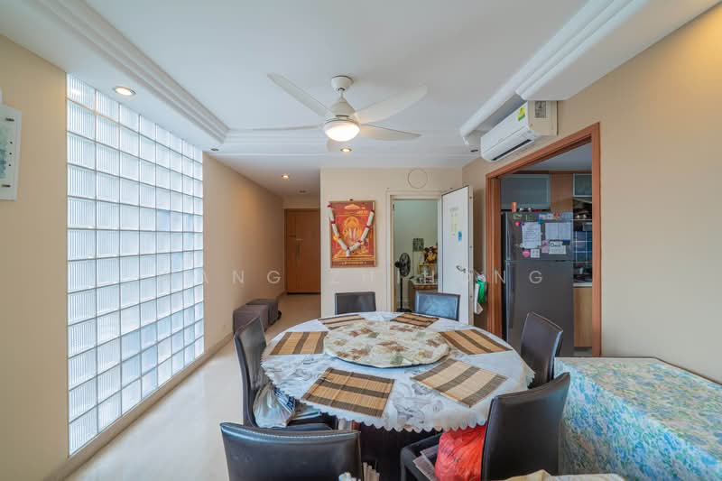 Changi Rise Condo, 16 Simei Rise, 3 Bedrooms, 1,259 sqft, Condominium For Sale, by Wang ZhiHong, 500196272 - Dining Room - PropertyGuru.com.sg