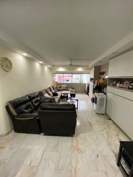 294 Tampines Street 22, 294 Tampines Street 22, Room Rental, 110 sqft, HDB Flat For Rent, by Peter Loh 彼得, 500196280 - Living Room - PropertyGuru.com.sg
