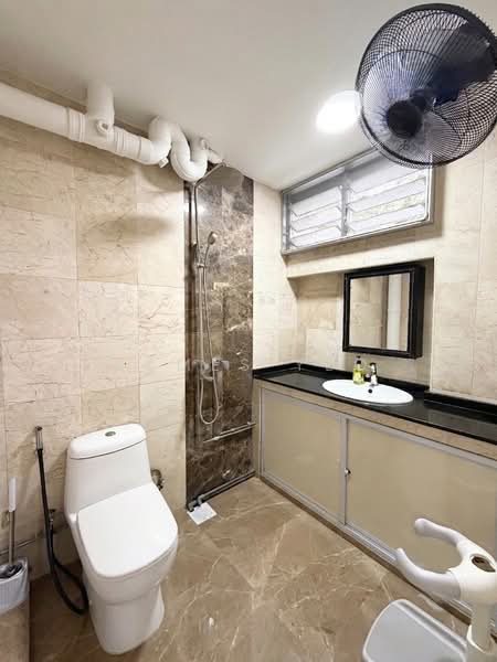 159 Yung Ping Road, 159 Yung Ping Road, 4 Bedrooms, 1,582 sqft, HDB Flat For Sale, by James Yeo, 500196303 - Bathroom - PropertyGuru.com.sg