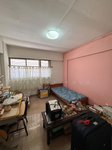 261 Tampines Street 21, 261 Tampines Street 21, 2 Bedrooms, 839 sqft, HDB Flat For Sale, by Ernest Phua, 500196320 - Bedroom - PropertyGuru.com.sg