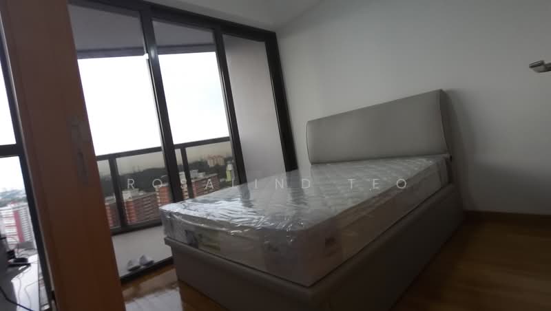 Commonwealth Towers, , 1 Bedroom, 441 sqft, Condominium For Rent, by Rosalind Teo, 500196324 - Bedroom - PropertyGuru.com.sg
