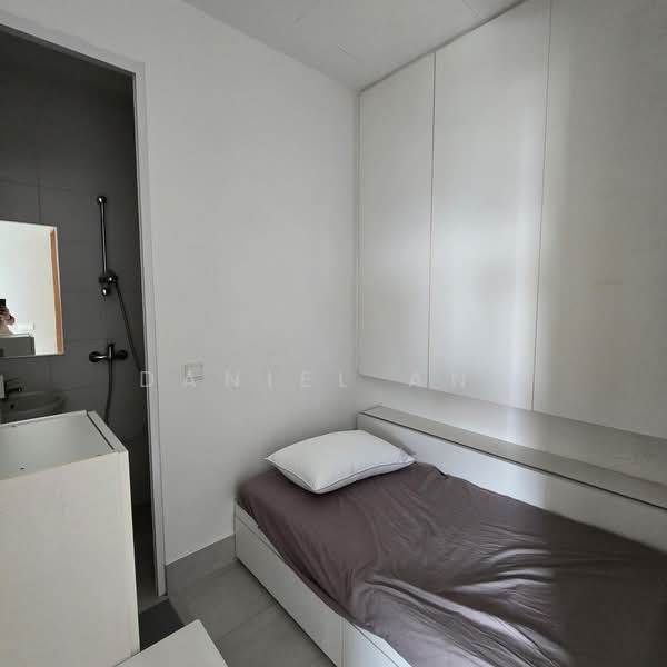 Ardmore II, 2 Ardmore Park, 4 Bedrooms, 2,024 sqft, Condominium For Rent, by Daniel Ang, 500196325 - Bedroom - PropertyGuru.com.sg