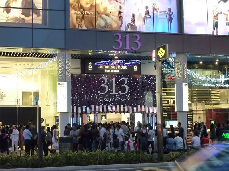 313 @ Somerset, 313 Orchard Road, 240 sqft, Food & Beverage For Rent, by Vanessa Lu, 500196326 - CommercialGuru.com.sg