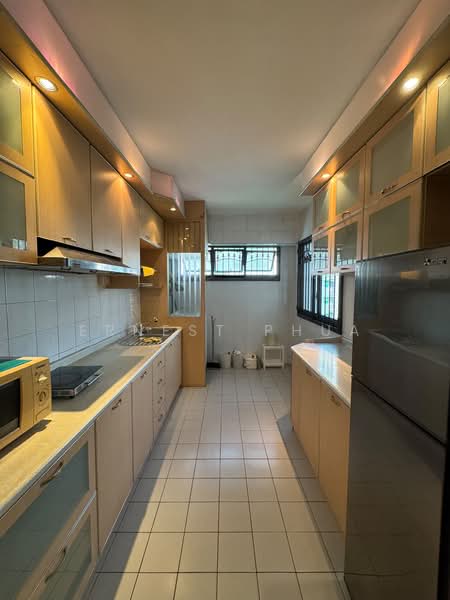 246 Compassvale Road, 246 Compassvale Road, 3 Bedrooms, 1,248 sqft, HDB Flat For Rent, by Ernest Phua, 500196329 - Kitchen - PropertyGuru.com.sg