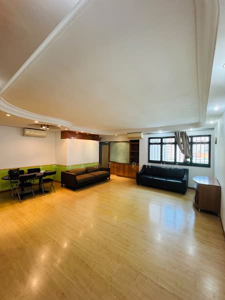 246 Compassvale Road, 246 Compassvale Road, 3 Bedrooms, 1,248 sqft, HDB Flat For Rent, by Ernest Phua, 500196329 - Living Room - PropertyGuru.com.sg