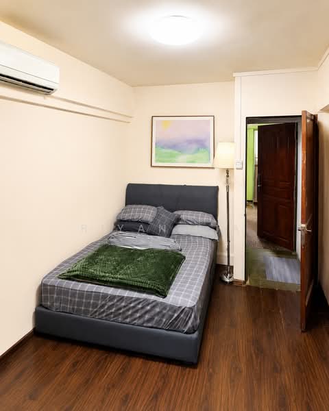 319 Ang Mo Kio Avenue 1, 319 Ang Mo Kio Avenue 1, 2 Bedrooms, 786 sqft, HDB Flat For Sale, by Riyan Ria, 500196338 - Bedroom - PropertyGuru.com.sg